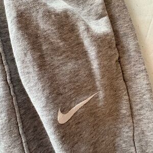 Nike Gray Sweatpants & Joggers with Soft Fleece Material